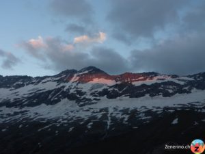 Sonnenuntergang Zapporthütte